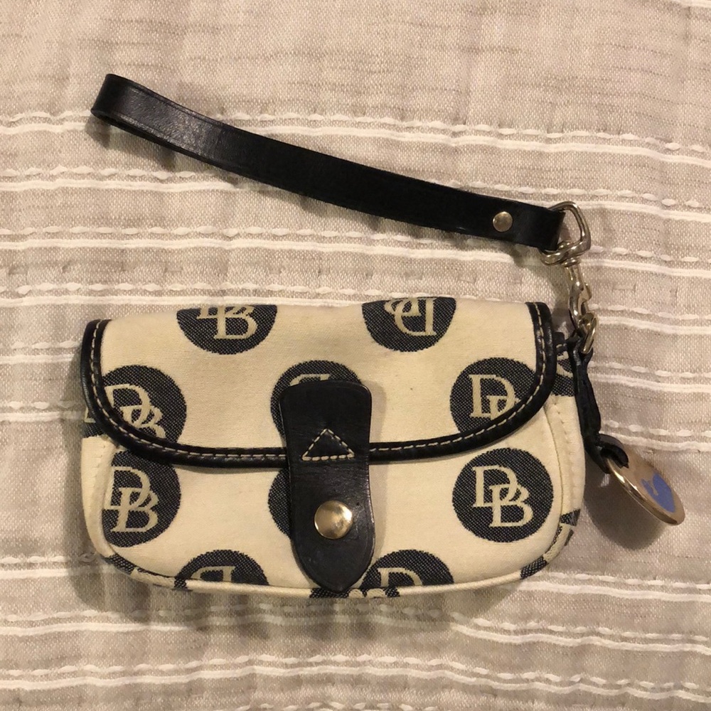 Dooney & Bourke Wristlet